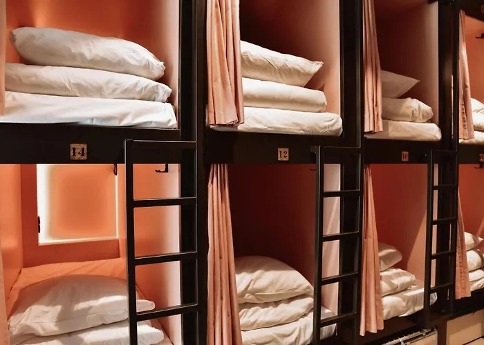 Durty Nelly'S InnHostal